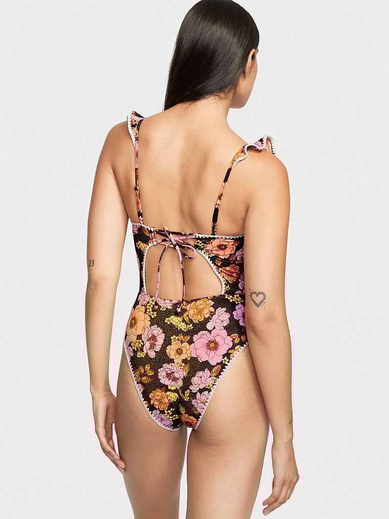 Traje de baño dulce con volantes